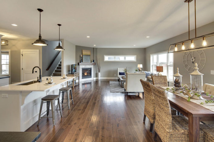 Parade115_kitchen_dining2